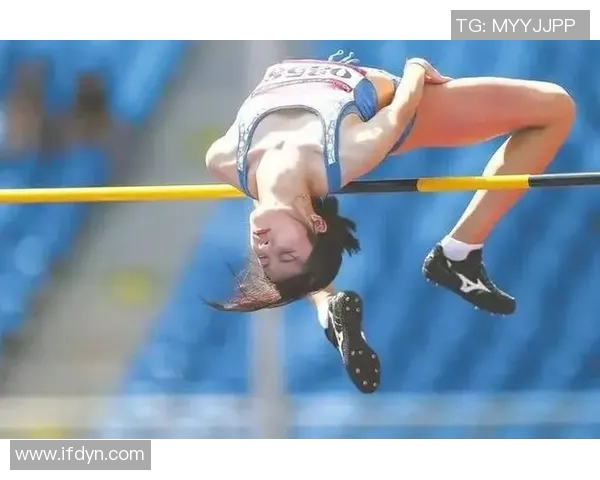 女子跳高室内赛新纪录诞生引发热议运动员展现惊人实力与潜力 女子跳高室内赛新纪录诞生引发热议运动员展现惊人实力与潜力