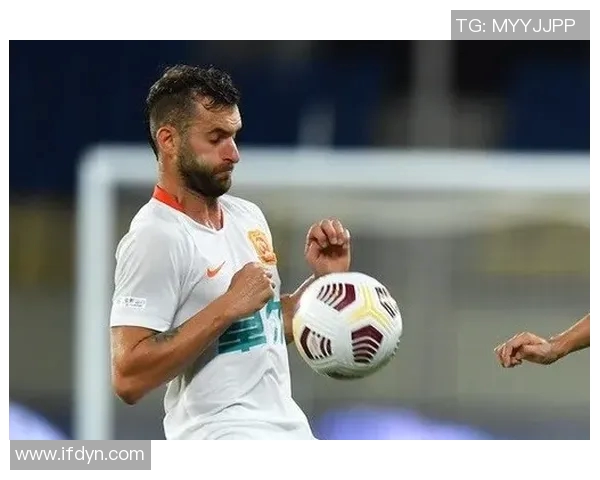 巴伦西亚终于解雇主帅加里，球队成绩不如预期，寻觅新教练