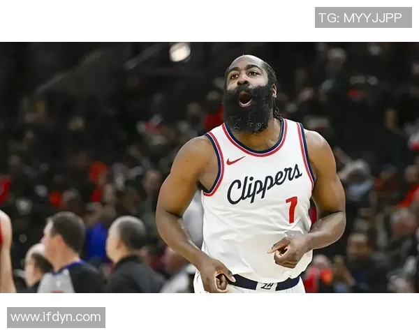 詹姆斯·哈登跳槽传闻再起!火箭高层:不会轻易放人 詹姆斯·哈登跳槽传闻再起!火箭高层:不会轻易放人